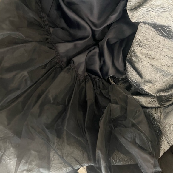 HAMPTON NITES DARK GRAY FORMAL MAXI-SKIRT SIZE 6  FLOOR LENGTH  44”  WAIST  14” - Picture 7 of 13